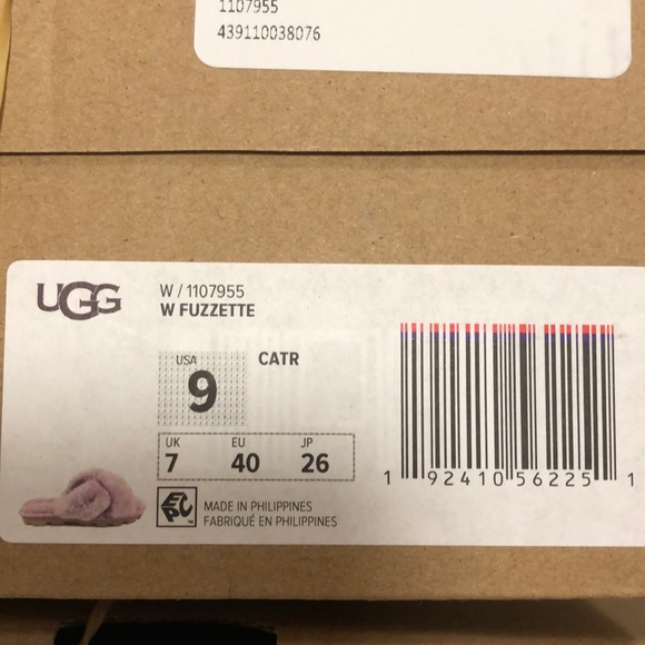🔥🔥LAST PAIR!!🔥🔥 UGG Fuzzette Genuine Shearling Slipper - Picture 6 of 16